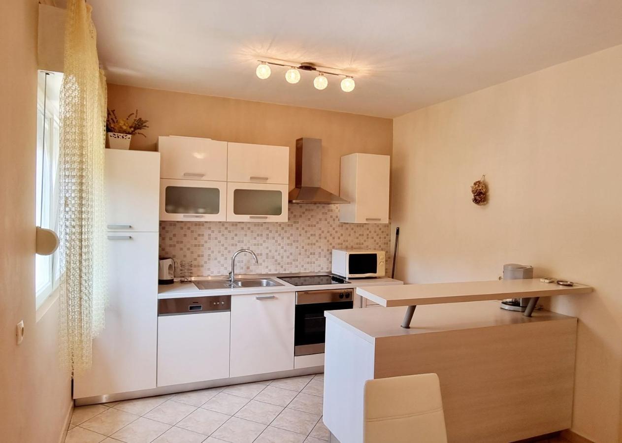 Apartman Anka Palit Buitenkant foto